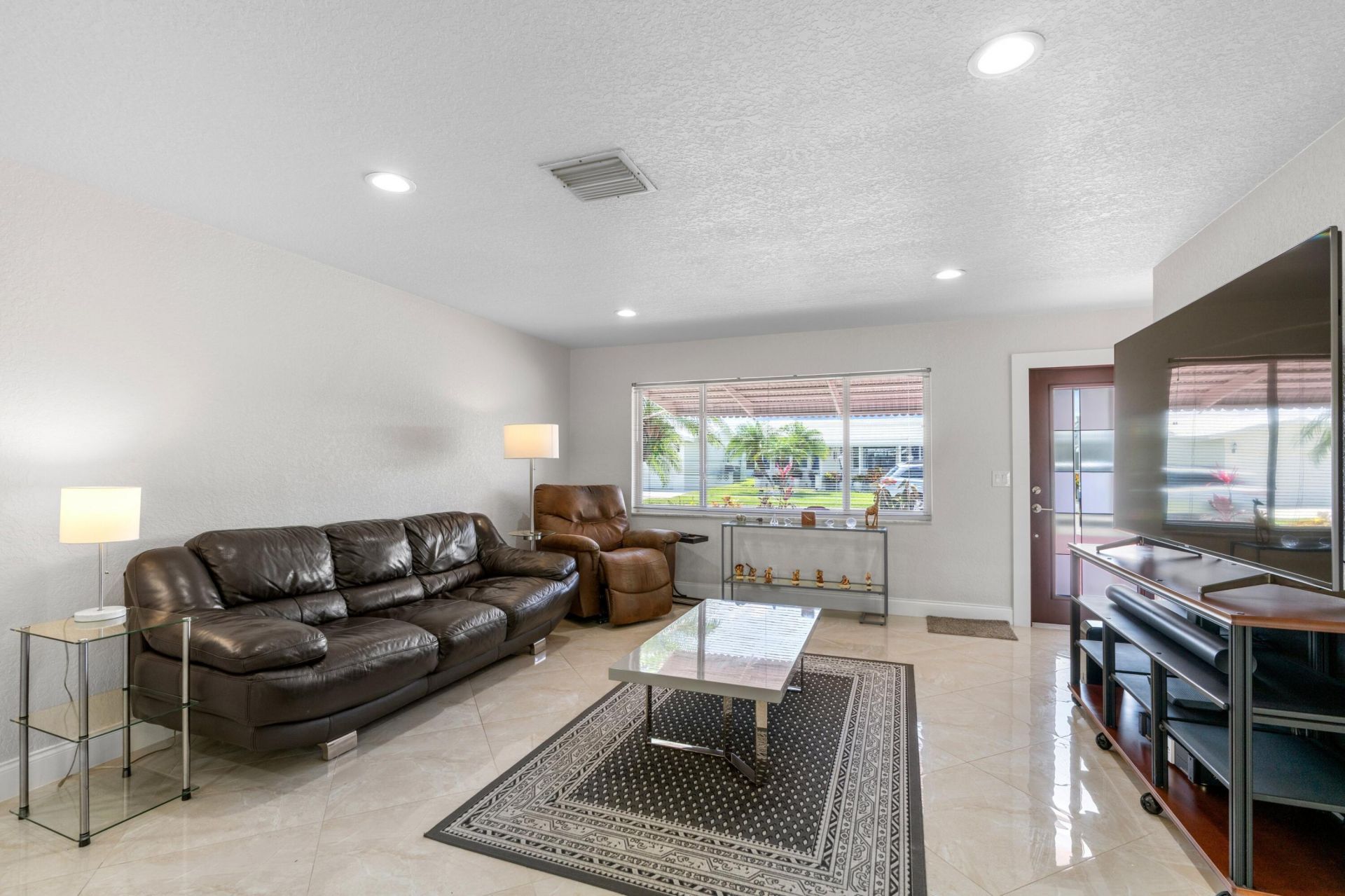 1701 SW 8th Avenue, Boynton Beach, FL 33426 Photo