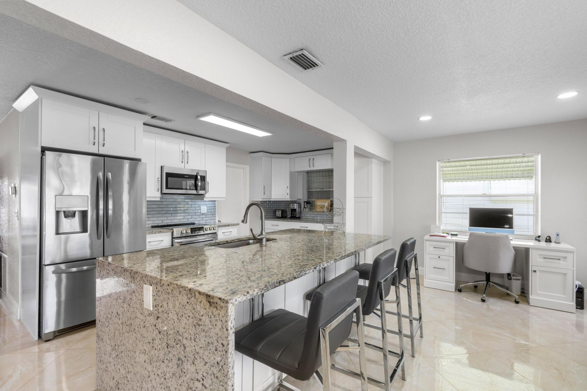 1701 SW 8th Avenue, Boynton Beach, FL 33426 Photo