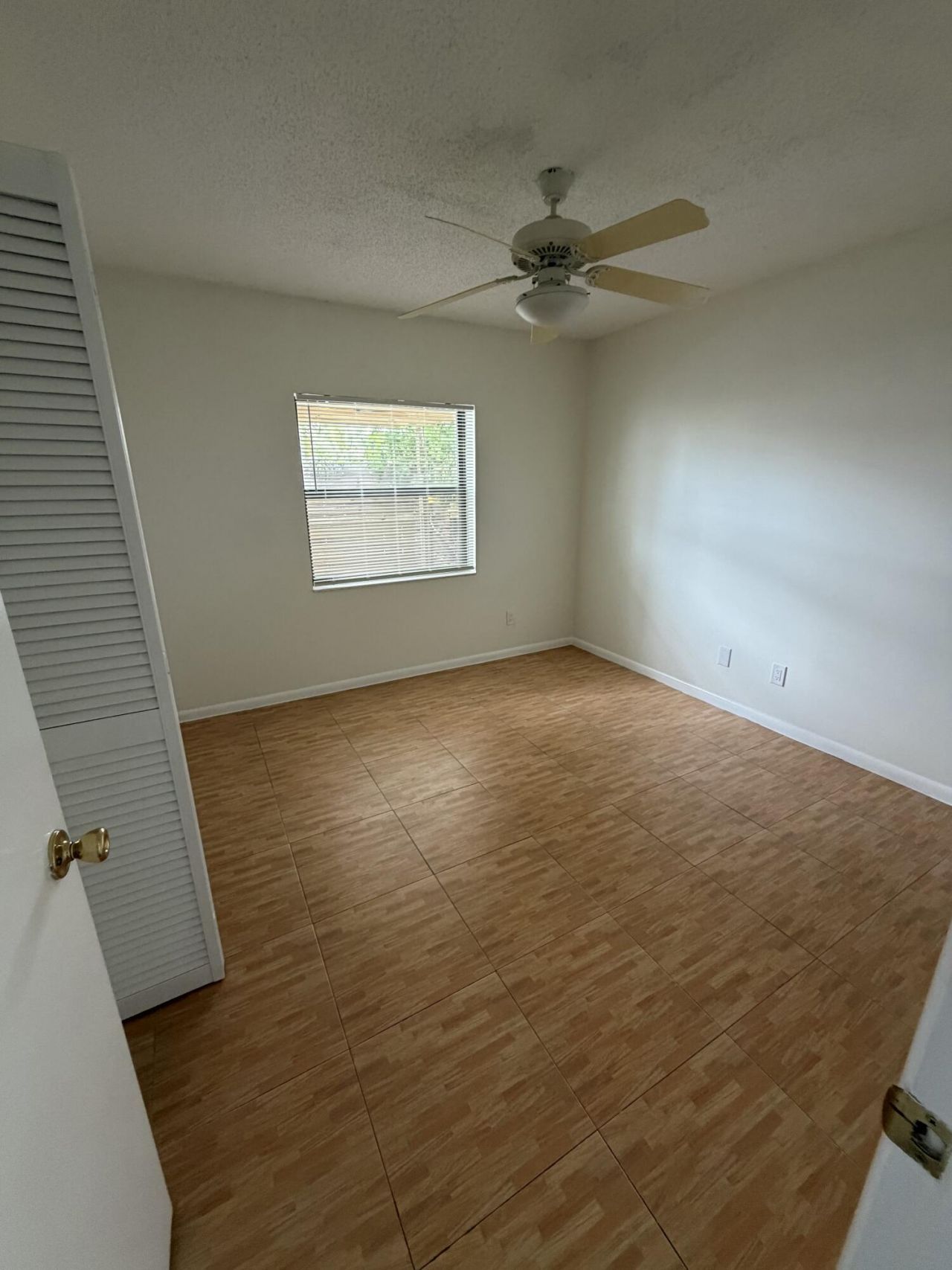 1823 Abbey Road, West Palm Beach, FL 33415 Photo
