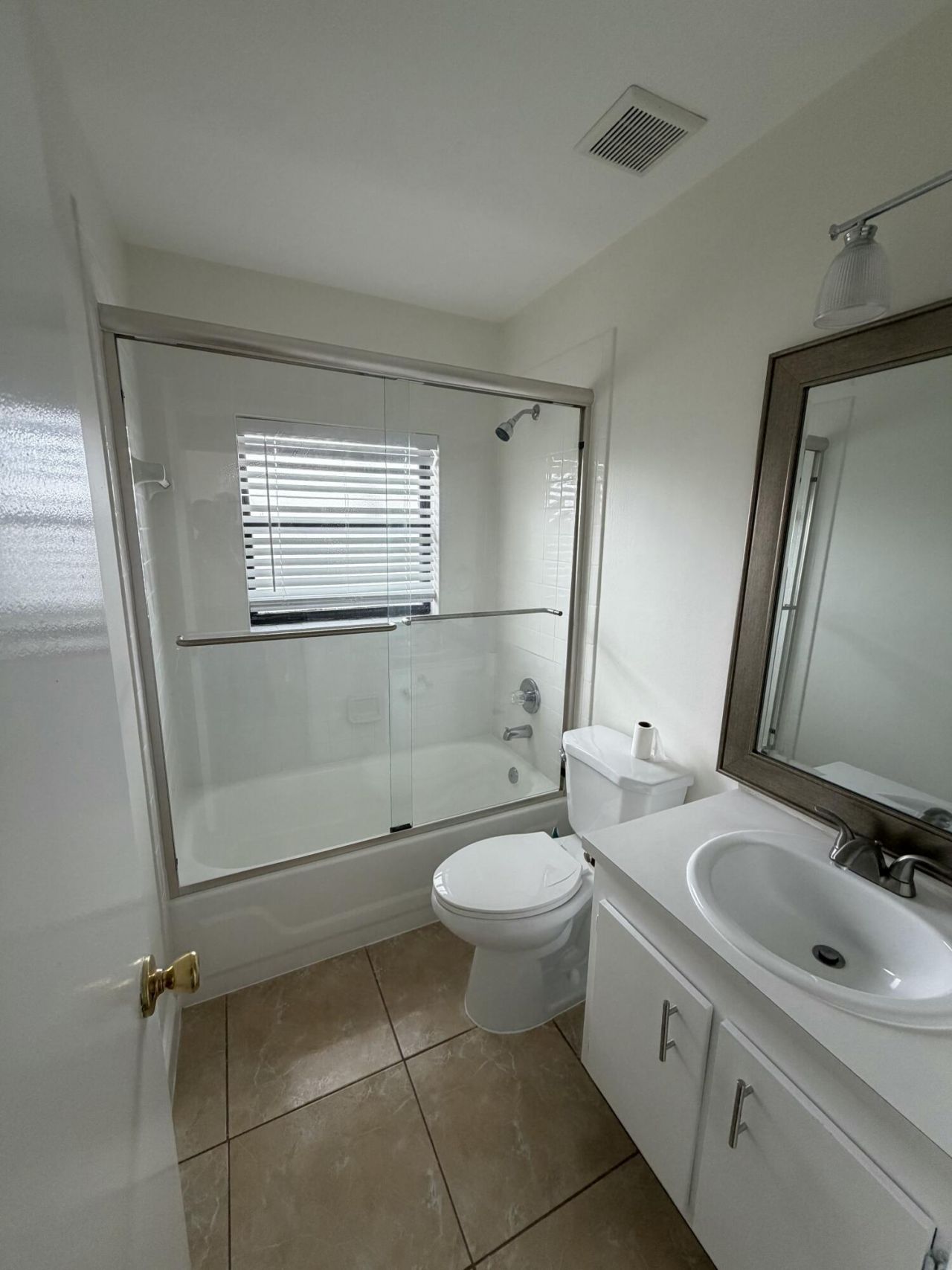 1823 Abbey Road, West Palm Beach, FL 33415 Photo