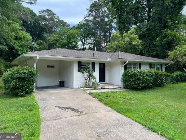 2756 Plantation Drive, East Point, GA 30344