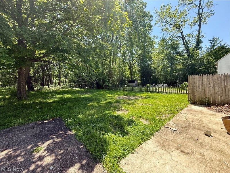 575 Noble Avenue , Akron, OH 44320 Photo 29