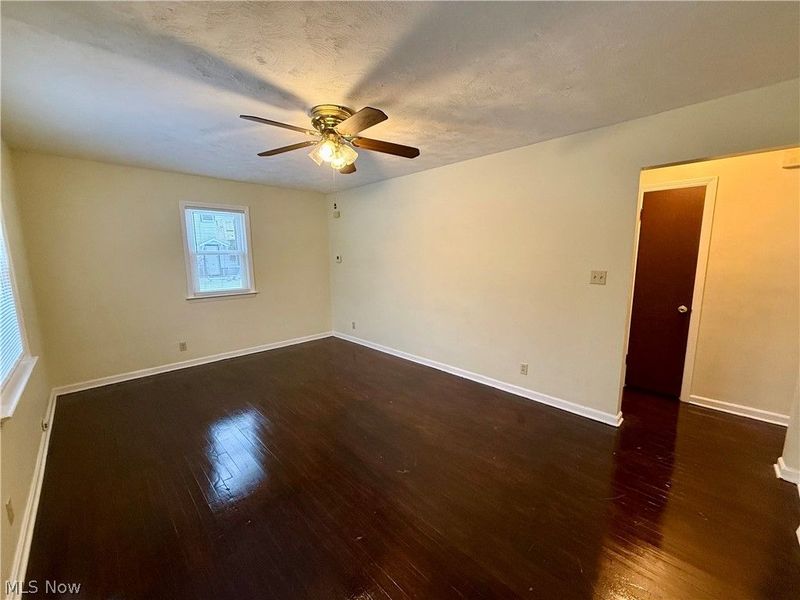 575 Noble Avenue , Akron, OH 44320 Photo 3