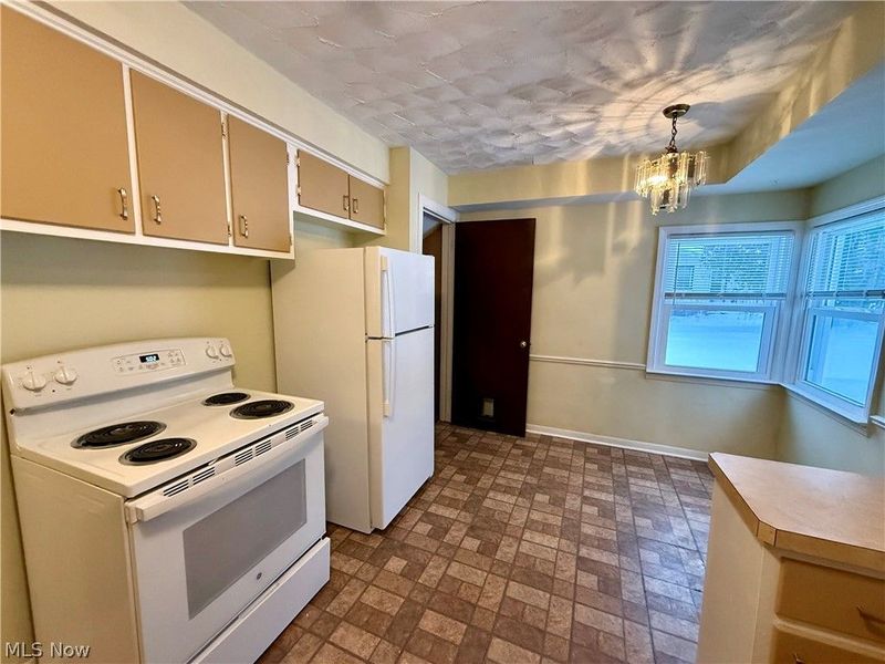 575 Noble Avenue , Akron, OH 44320 Photo 6