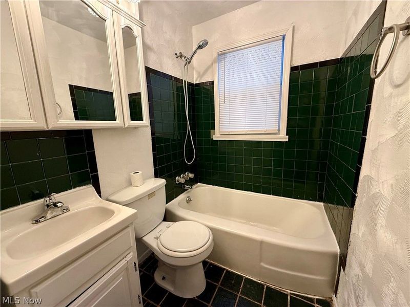 575 Noble Avenue , Akron, OH 44320 Photo 7