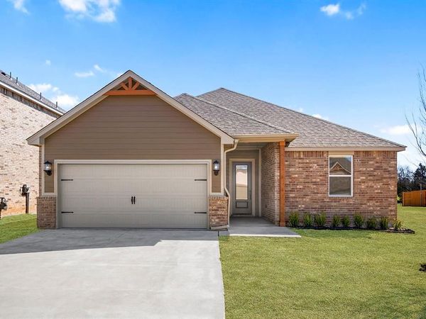 3001 Evyn Boulevard, Yukon, OK 73099