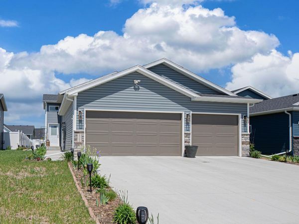 6365 83rd Avenue S, Horace, ND 58047