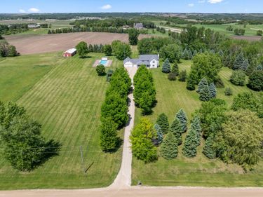 4141 90th Street NW, Oronoco, MN 55960