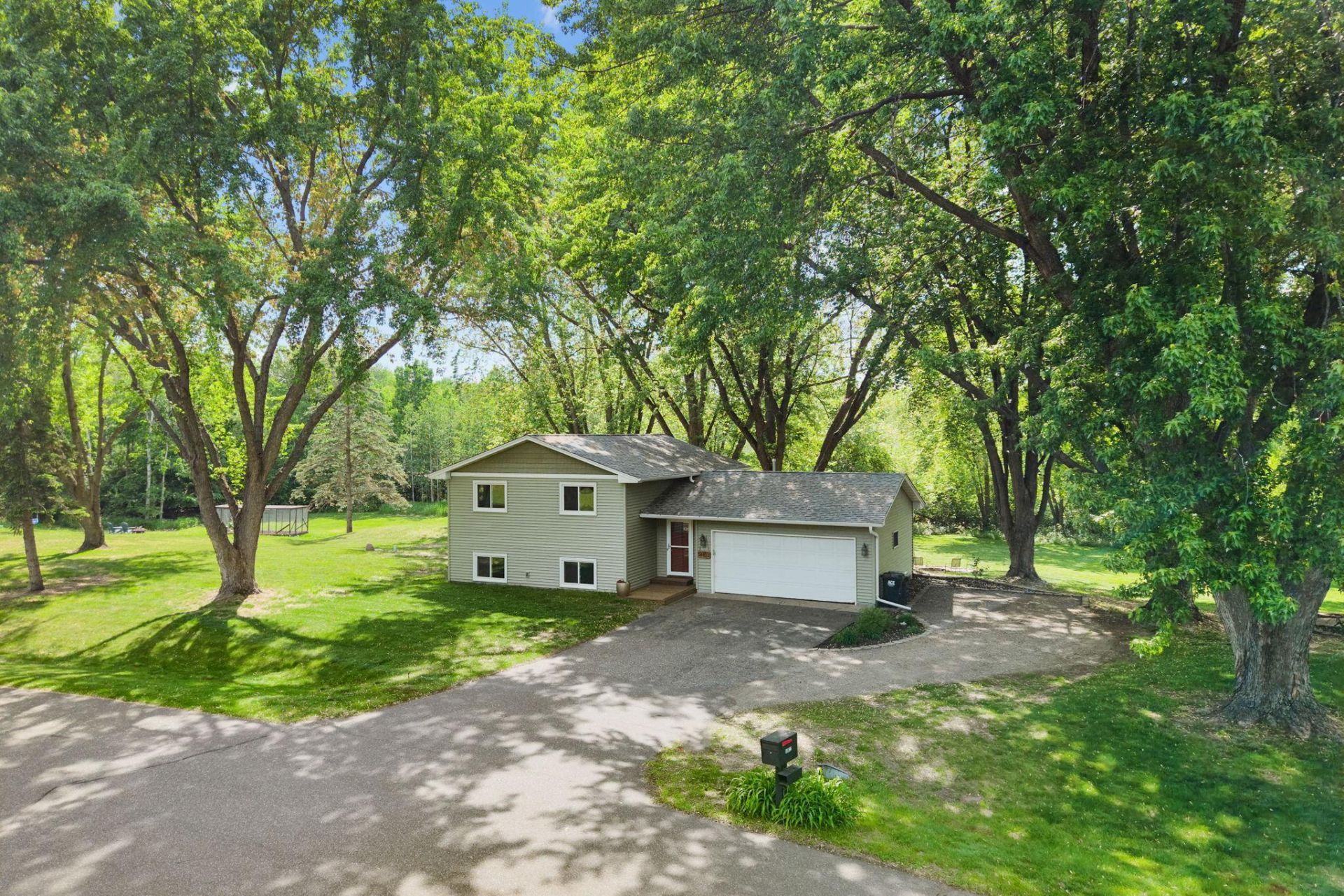 16612 Mankato Street NE, Ham Lake, MN 55304