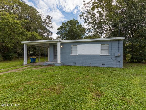 5601 PANSY Lane, Jacksonville, FL 32209