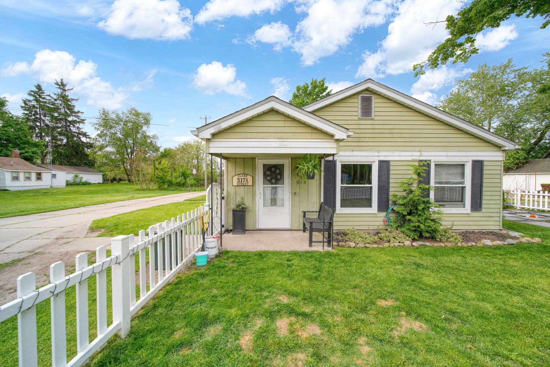 317 Clark Street, Clinton, MI 49236 Main Photo