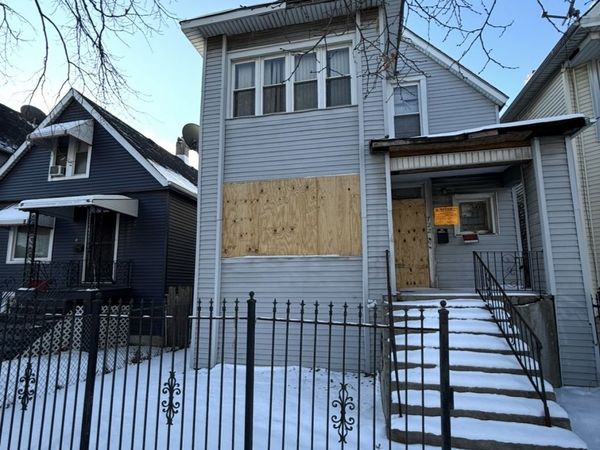 722 N Laramie Avenue , Chicago, IL 60644
