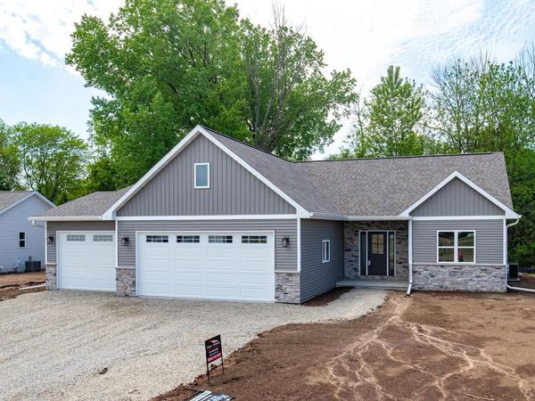 N3933 WETTERING WAY, Freedom, WI 54130