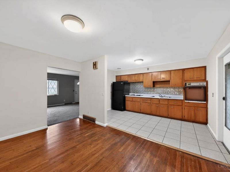 2945 aquadale, Cincinnati, OH 45211 Photo 12