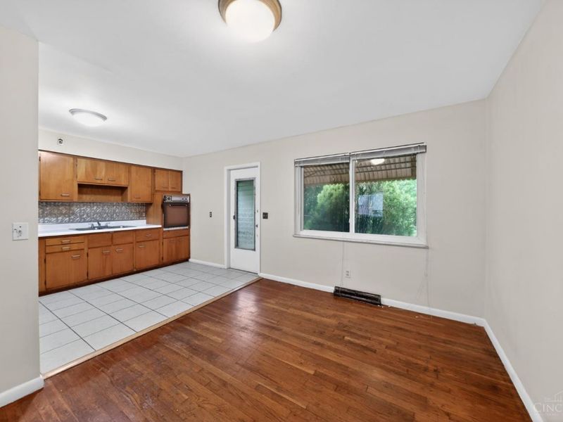 2945 aquadale, Cincinnati, OH 45211 Photo 15