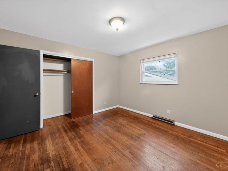 2945 aquadale, Cincinnati, OH 45211 Photo 17