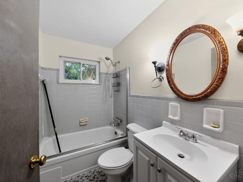 2945 aquadale, Cincinnati, OH 45211 Photo 22
