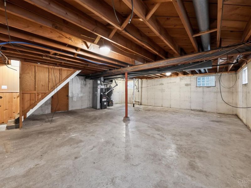 2945 aquadale, Cincinnati, OH 45211 Photo 27