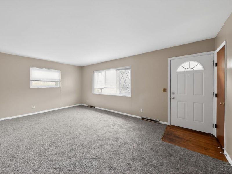 2945 aquadale, Cincinnati, OH 45211 Photo 7