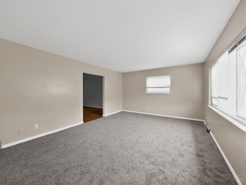 2945 aquadale, Cincinnati, OH 45211 Photo 8
