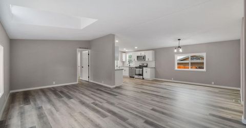 4987 Newport Court, Reno, NV 89506 Photo