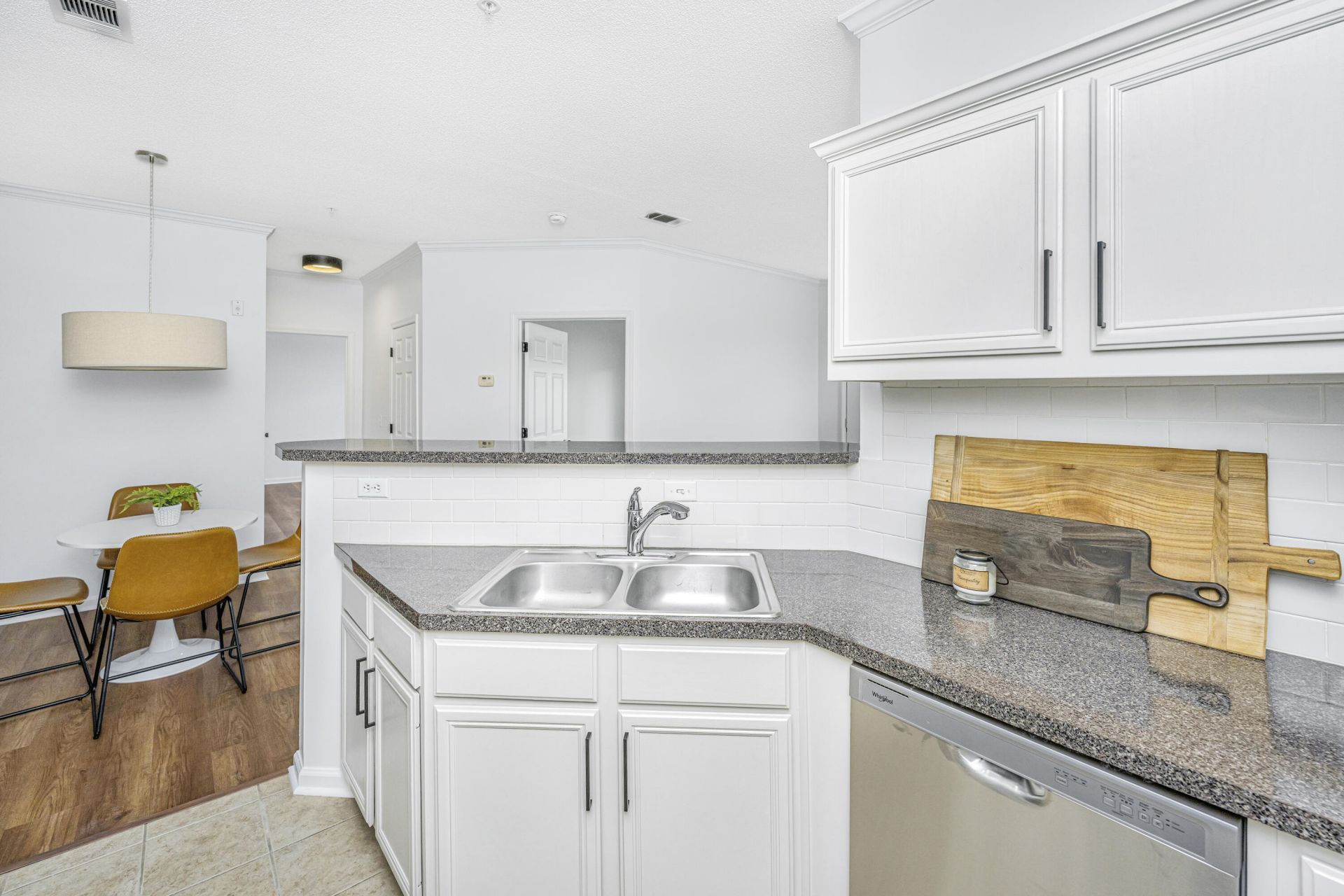 45 Sycamore Avenue Photo 11