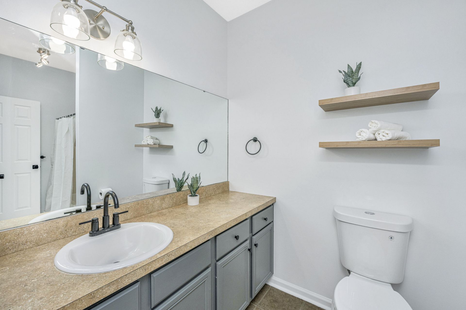 45 Sycamore Avenue Photo 19
