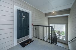 45 Sycamore Avenue photo 4