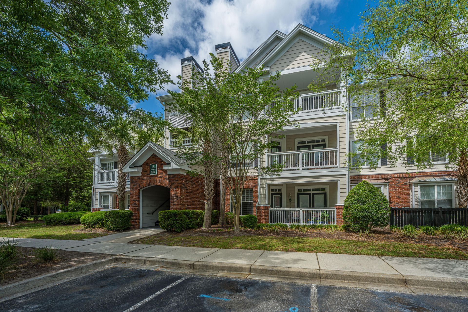 45 Sycamore Avenue Photo 23