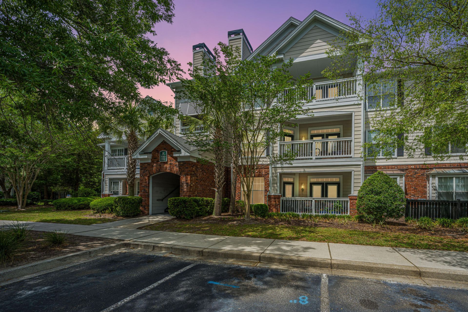 45 Sycamore Avenue Photo 32