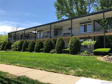 3421 Hillside Drive, Royal Oak, MI 48073