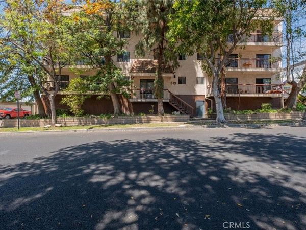 619 E Elmwood Avenue, Unit Q, Burbank, CA 91501