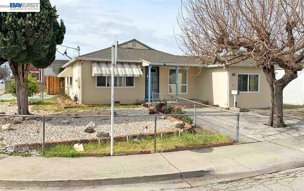 14997 Edgemoor St, San Leandro, CA 94579 Main Photo