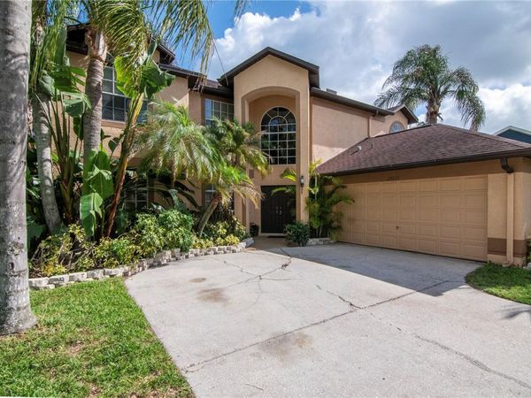27221 SEA BREEZE WAY, WESLEY CHAPEL, FL 33544