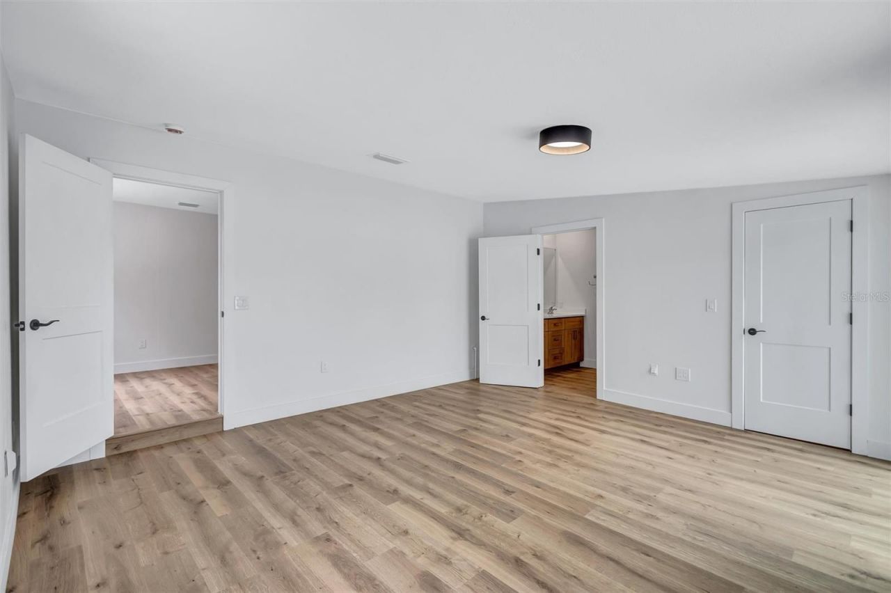 2647 Sydelle Street, Sarasota, FL 34237 Photo