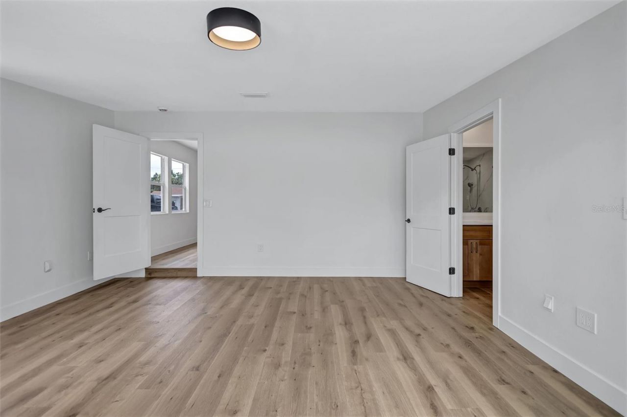 2647 Sydelle Street, Sarasota, FL 34237 Photo