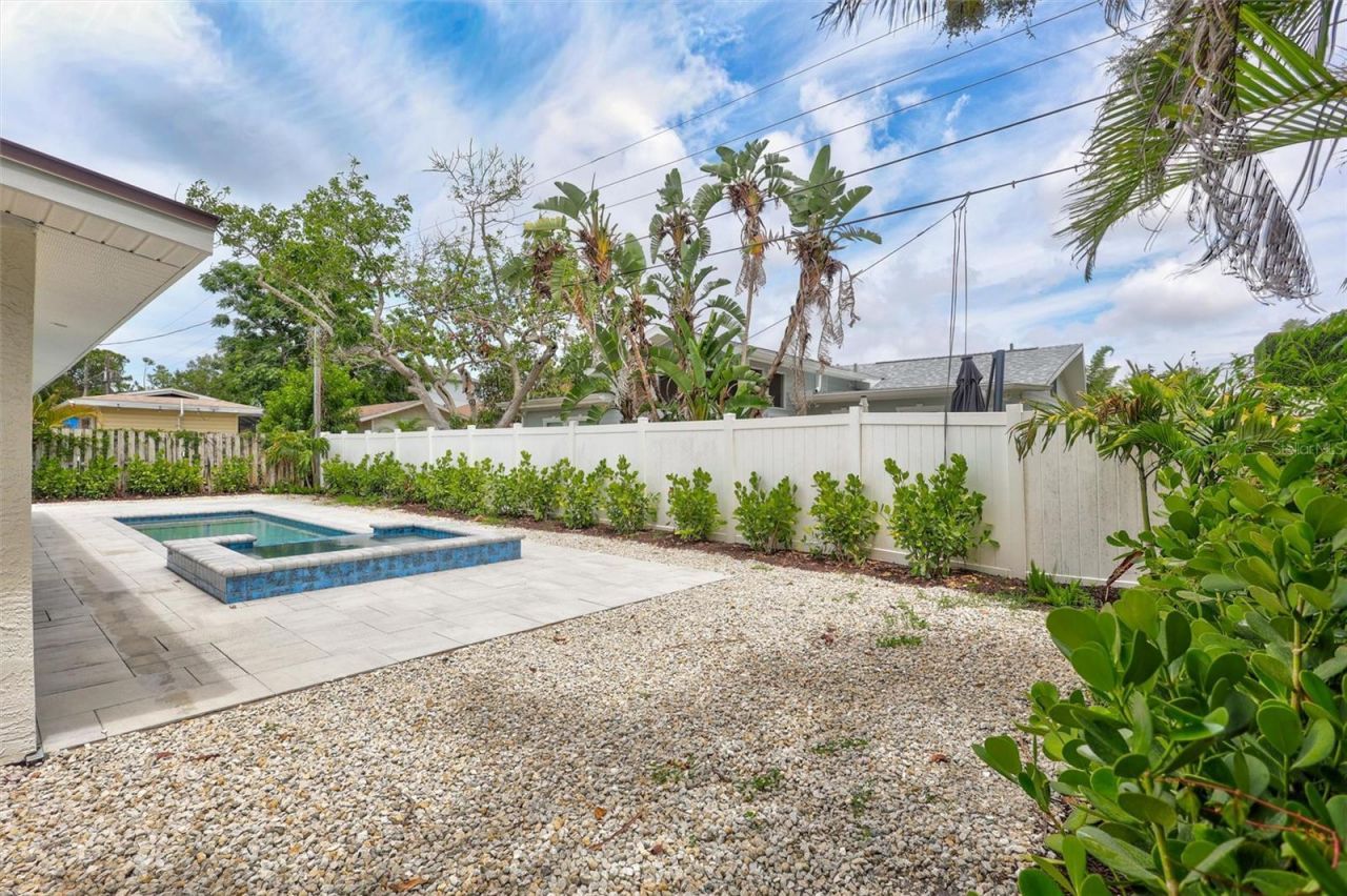 2647 Sydelle Street, Sarasota, FL 34237 Photo