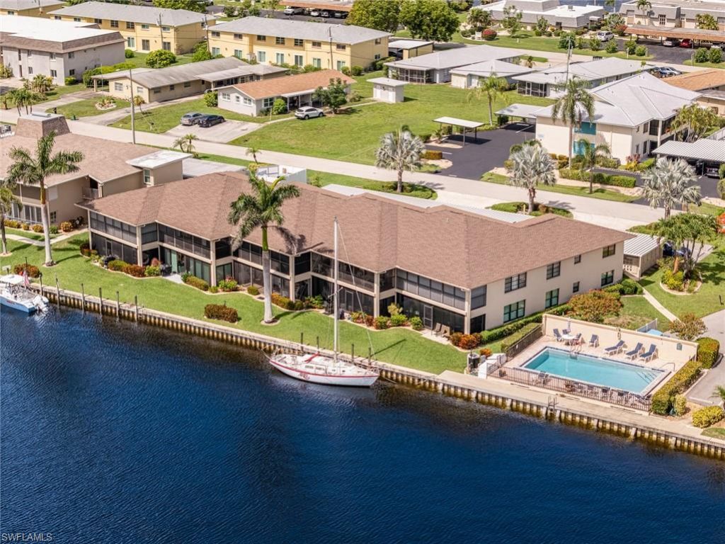 4001 SE 19th Pl, Unit 1, Cape Coral, FL 33904 Photo