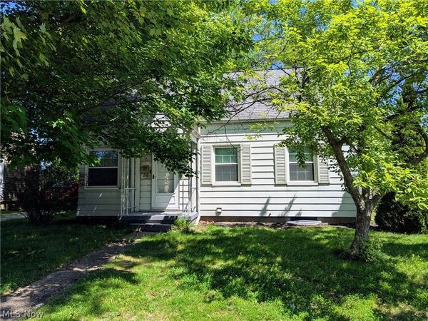 321 Filmore Avenue , Cuyahoga Falls, OH 44221