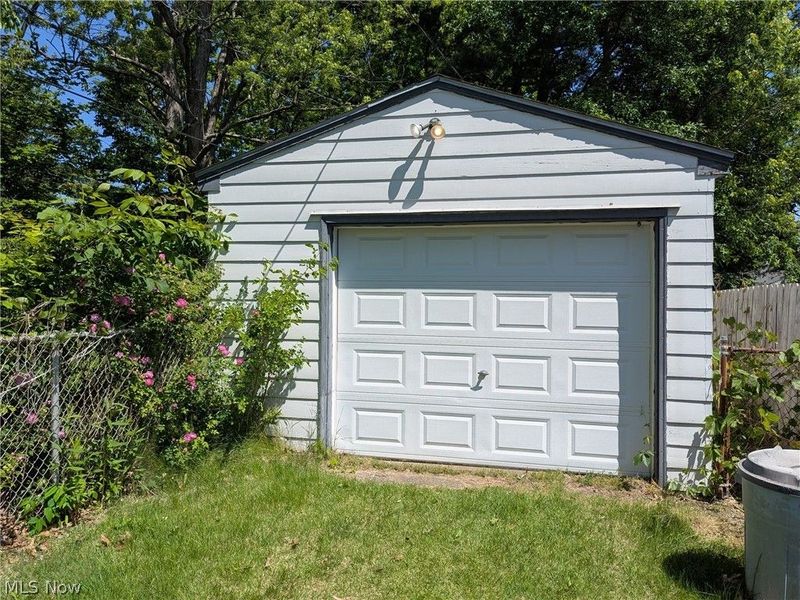 321 Filmore Avenue , Cuyahoga Falls, OH 44221 Photo 20