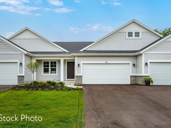 327 Round Hill Road, Kalamazoo, MI 49009
