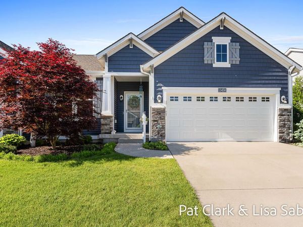 13458 Waybury Drive, Nunica, MI 49448