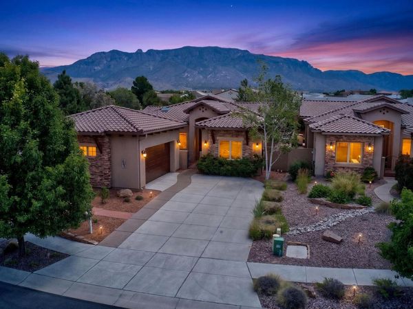 9124 Twilight Lane NE, Albuquerque, NM 87122