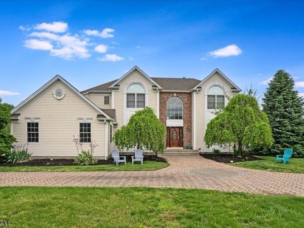 24 Saddle Ridge Rd, Sparta, NJ 07871