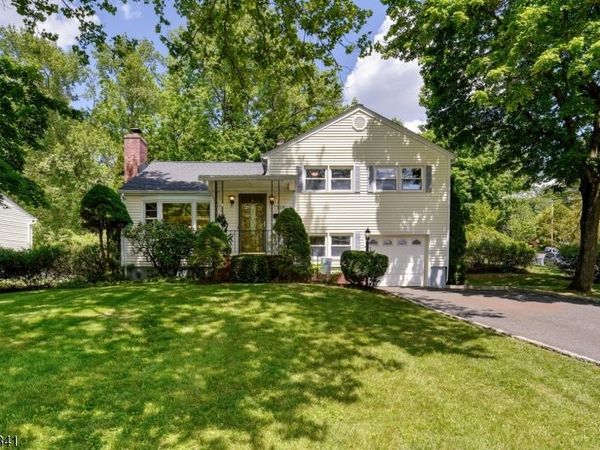110 Woodland Rd, New Providence, NJ 07974