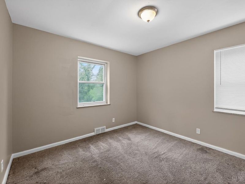 8668 Daly Road, Springfield Twp., OH 45231 Photo 10