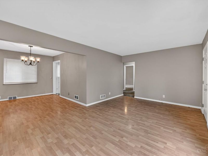 8668 Daly Road, Springfield Twp., OH 45231 Photo 4