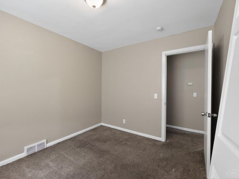 8668 Daly Road, Springfield Twp., OH 45231 Photo 7