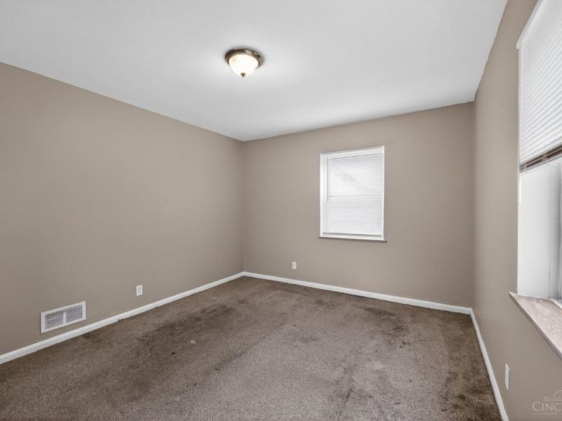 8668 Daly Road, Springfield Twp., OH 45231 Photo 8