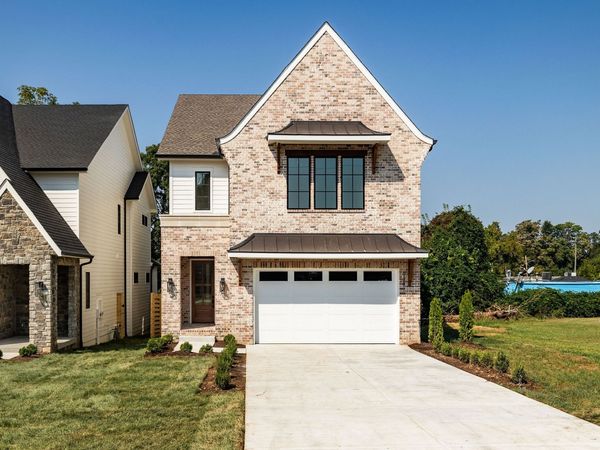936 Crescent Hill Rd, Nashville, TN 37206